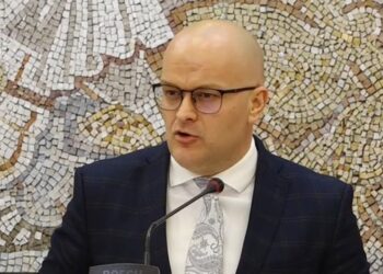 Gjyqtari i GJKKO flet për të akuzuarit që “mbyllin gojën”: Ja përse kemi pak bashkëpunëtorë të drejtësisë