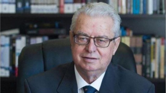 PROFILI  Nga drejtimi i PS së me Nanon në burg te kreu i Kuvendit  kush ishte  Profesori  i socialistëve Servet Pëllumbi