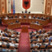 LIVE / 10 interpelanca dhe ndryshime në rregullore, nis Kuvendi