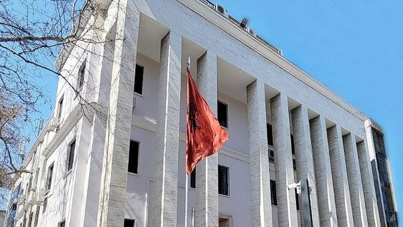 DETAJE   Gjykata e Lartë vendos sot për rregullat e reja të paraburgimit