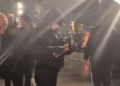 Protesta e PD/ Dalin pamjet, protestuesi i maskuar me molotov në dorë, dështon ta ndezë