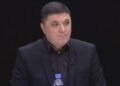 “Kushdo veç teje president(e)”/ Kreshnik Çollaku rrëfen tri takimet që ndanë Vjosa Osmanin nga Albin Kurti (VIDEO)