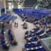 500 euro më shumë për deputetët? Gjermanët shpërthejnë kundër rritjes së pagave në Bundestag