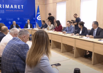 Deputeti i PD entuziast: SHBA-të po i heqin “non gratën” Berishës, shumë shpejt japim lajmin!