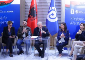 SHËNIM / Berisha dhe Brukseli që ekziston vetëm në konferencat e tij për shtyp