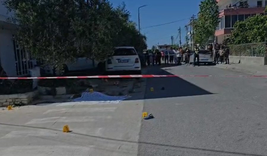 Aksidenti tragjik në Durrës  flasin dëshmitarët  I mori fëmijët disa metra zvarrë  Kemi frikë të dalim nga shtëpia