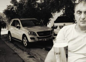 Të gjithë kundër vrasësit, askush kundër vetes