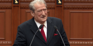 Berisha në Kuvend: Rama ka marrë në duar dosjen “Craxi”! Ja çfarë po përgatit kryeministri