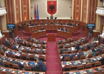 PD kërkoi interpelancë për AKSHI-n, mazhoranca e rrëzon me 60 vota