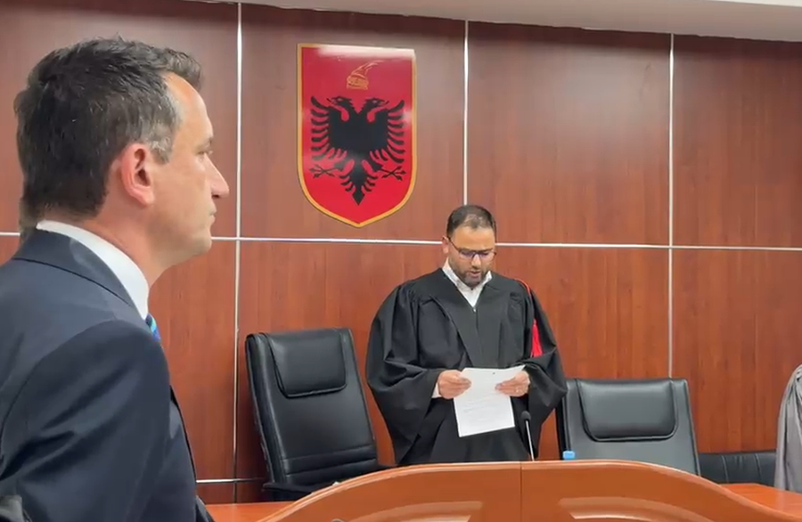 Veliaj në sallën e gjyqit  E di e gjithë Shqipëria që Ols Dado nuk është prokuror 