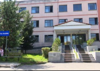E rëndë në Korçë! Kirurgu i spitalit arrestohet për ngacmim seksual