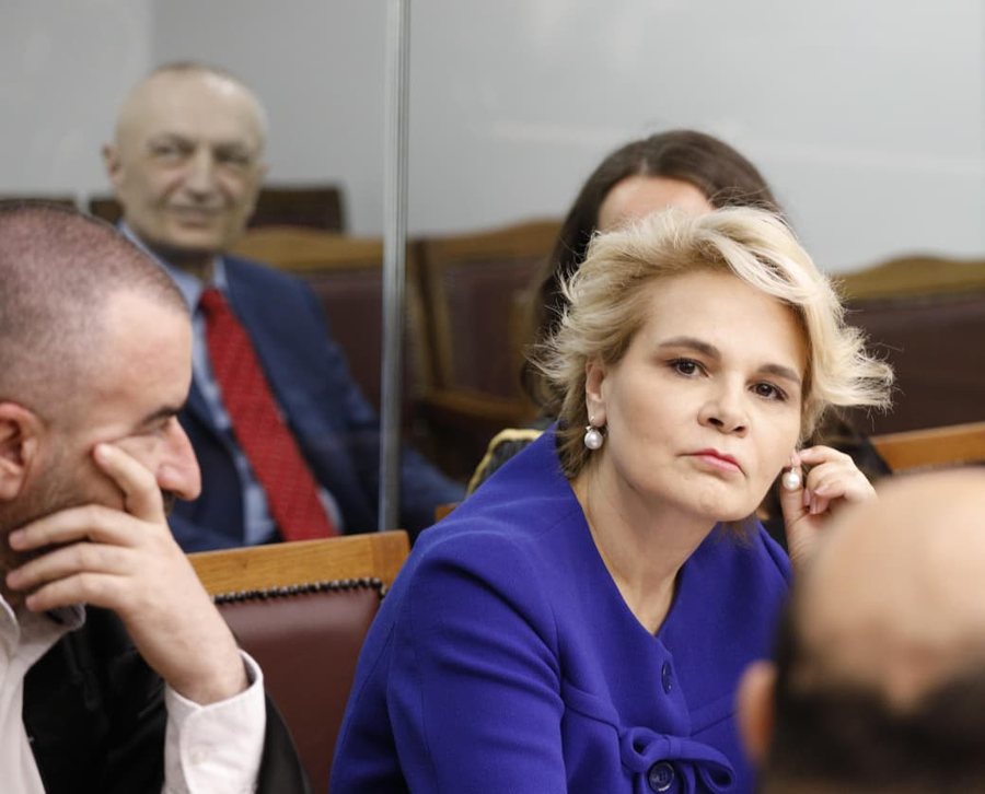 EMRAT  Kush është trupa që do të gjykojë Ilir Metën dhe Monika Kryemadhin