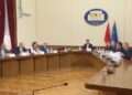 PS e PD drejt konsensusit, gjejnë ‘gjuhën’ edhe për rregulloren e Kuvendit