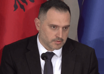 “Dronët ‘Made in Albania’ do jenë të nivelit të lartë”, Nufi: S’ka kërkesë nga NATO për pezullimin e…