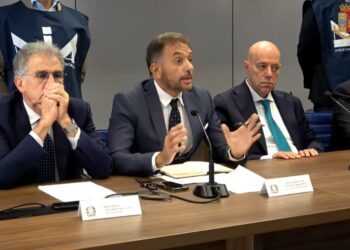 Prokurori i Antimafias italiane: Organizatat kriminale shqiptare veprojnë me Kanun