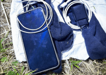 Sërish kontrolle, policia zbulon celular të fshehur në çorape në Burgun e Fushë Krujës