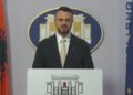 “Drama më e madhe që mund t’i ndodhë një kombi”, deputeti i PD nxjerr shifrat e INSTAT, sulmon qeverinë për boshatisjen e universiteteve