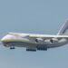 Mbërritja misterioze e avionit gjigant Antonov në Prishtinë, dyshime për pajisje ushtarake të KFOR-it