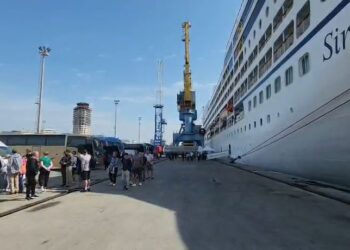 Durrësi mirëpret kroçerën “SIRENA”, 646 vizitorë nga vende të ndryshme të botës