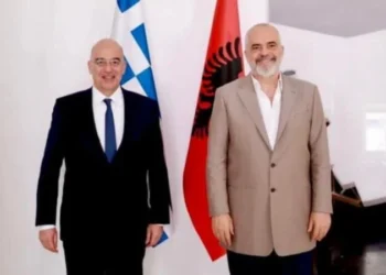 Ministri grek i Mbrojtjes vizitë në Tiranë, Dendias dhe kryeministri Rama do të vijojnë takimin në një drekë pune