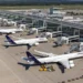 Një dron fluturon pranë zonës së operimit në Aeroportin e Mynihut, pezullohen përkohësisht fluturimet