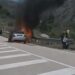 Përfshihet nga flakët automjeti në aksin Korçë–Ersekë, shpëton drejtuesi
