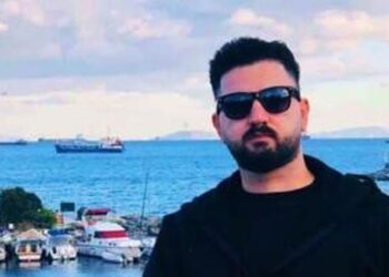 BBC identifikon “Kardo Ranya”, kontrabandistin që dyshohet se organizoi kalimet ilegale drejt Britanisë