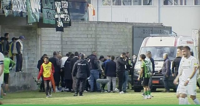 Incident i rëndë  Tifozi shqiptar bie nga tribuna dhe dërgohet me urgjencë në spital