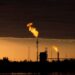 OPEC+ mblidhet për herë të parë pas largimit të Emirateve të Bashkuara, bie dakord për rritjen e prodhimit të naftës
