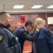 “Pse reagojnë kështu?! S’i kuptoj! E kam bir për shpirt”, aktori Robert Ndrenika flet për sulmet pasi takoi Veliajn në gjyq