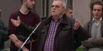 Ndrenika reagon sërish: Veliajn e njoh që kur ishte në klasën e 7-ë! Teatri i vjetër ishte një kalbësirë, shembja debat politik