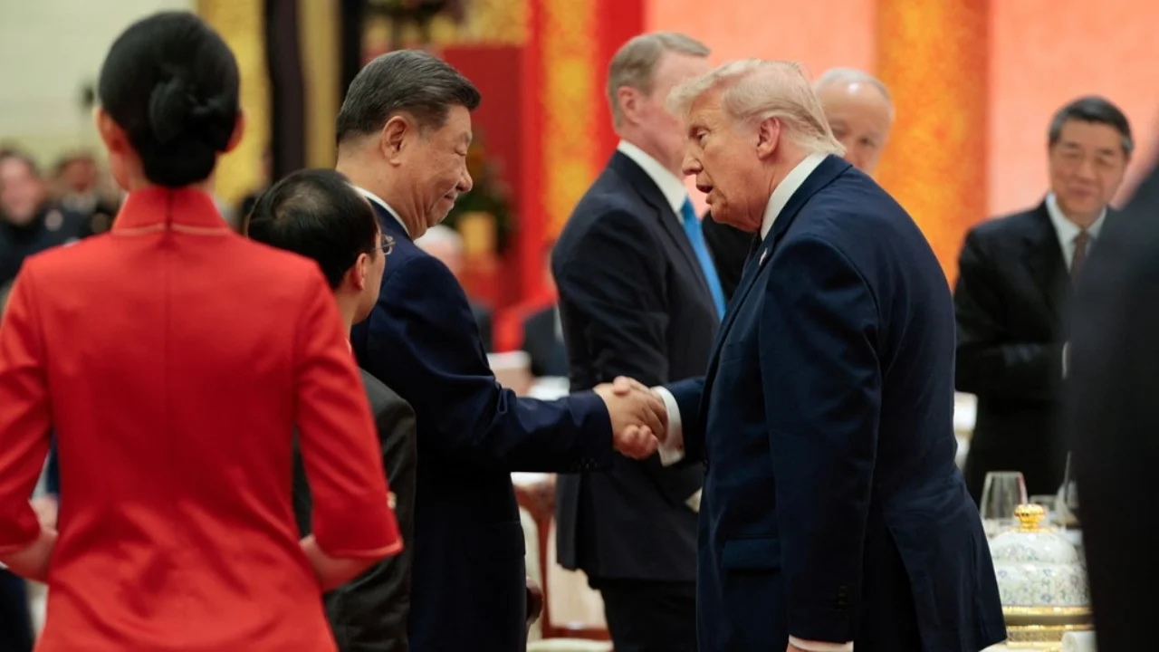Trump i kthen nderin Xi Jinping t  e fton me bashkëshorten në Shtëpinë e Bardhë më 24 shtator