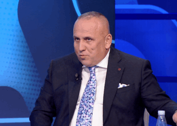 “Bravo Robert Ndrenika”, rrëfimi i Kullës: Kur u arrestua vëllai i Servet Pëllumbit, ishin prindërit e mi që…
