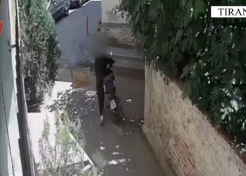 Autori i 6 vjedhjeve, pranga “skifterit” në Tiranë