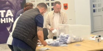 Votimi për kreun e PD mbyllet në të gjitha degët, pritet rezultati