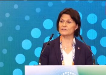 Ambasadorja zvicerane në Tiranë: Asnjë vend nuk mund të përballet i vetëm me krizën klimatike