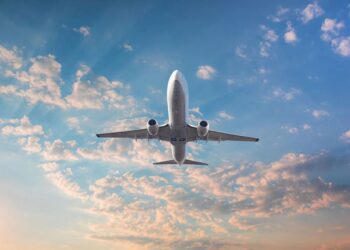 Konflikti në Lindjen e Mesme, rritet çmimi i biletave të fluturimeve