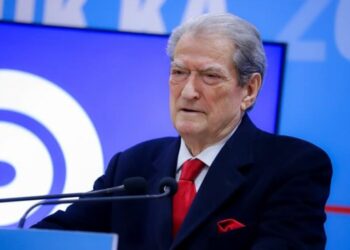 Berisha: Kongresi Botëror i Ligjit nuk mbulon korrupsionin në Shqipëri