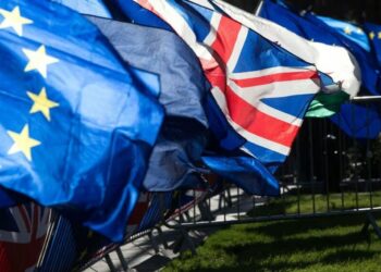 Brexit përçan qeverinë britanike! Laburistët, pro dhe kundër rikthimit në BE