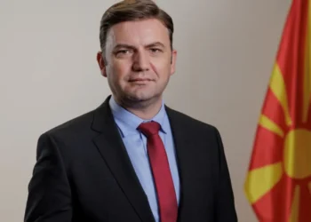 Mungesa e himnit shqiptar në kongresin e VLEN, ish-ministri i Jashtëm i Maqedonisë së Veriut: E ndaluan gjuhën!