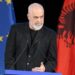 “S’e keni idenë sa njerëz në botë do donin të kishin problemet tuaja”. Rama ndan ‘porositë’ që i dha profesori i Drejtësisë