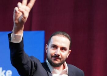 Berisha garon i vetëm për drejtimin e PD, Salianji: Partia nuk e meriton të shuhet për shkak të liderit të saj!