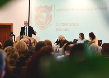 Gogu: Siguri për aktet, transparencë për tarifat dhe më shumë shërbime për diasporën në noteri
