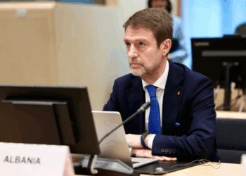 Hoxha në Bruksel: Rrëmbimi i fëmijëve ukrainas, mizoria më e rëndë e agresionit rus