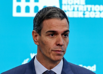 Policia spanjolle bastis selinë e Pedro Sánchez, thellohet skandali i korrupsionit