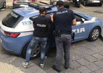 Ngacmoi s*ksualisht dy vajza brenda 48 orësh në Itali, arrestohet shqiptari me precedentë
