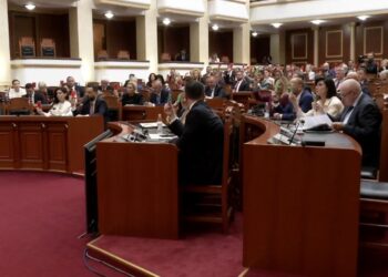 LIVE! Nga integrimi në BE te përplasjet me Ramën, nis seanca maratonë në Kuvend