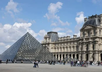 Plan për sulm terrorist në Paris? Arrestohet 27-vjeçari tunizian, pyeste ChatGPT-në si të bënte bomba