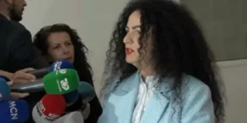 Sela padit zgjedhjet e PD-së në Gjykatë: U lejua kandidimi i Berishës në kundërshtim me statutin
