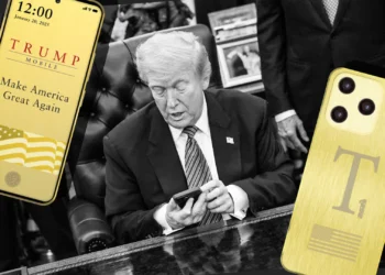 Celulari i Trump mund të mos prodhohet kurrë! Rreth 600 mijë klientë në panik. Paguan nga 100$ depozita dhe…